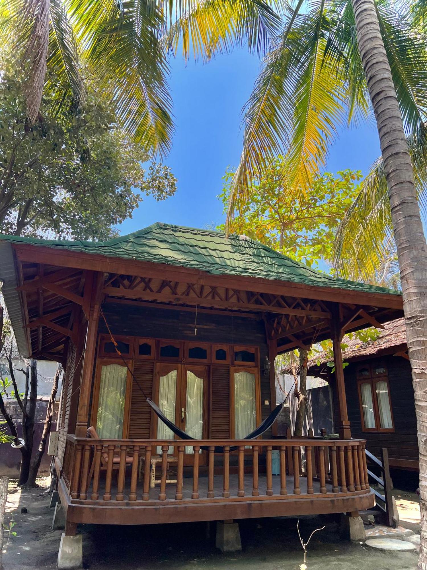 Bronze Bungalows Gili Meno Exterior foto